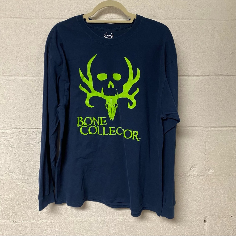 Bone Collector Men’s Long Sleeve Tee with Bold Graphic Size XL